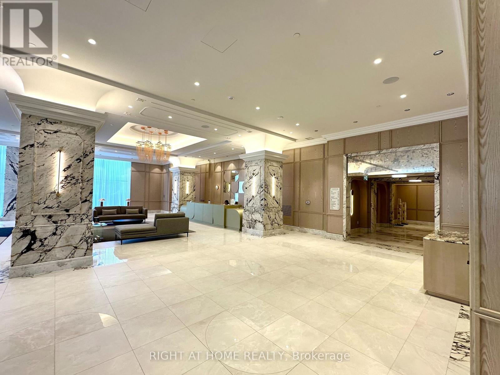 10 Inn On The Park Drive — photo 11