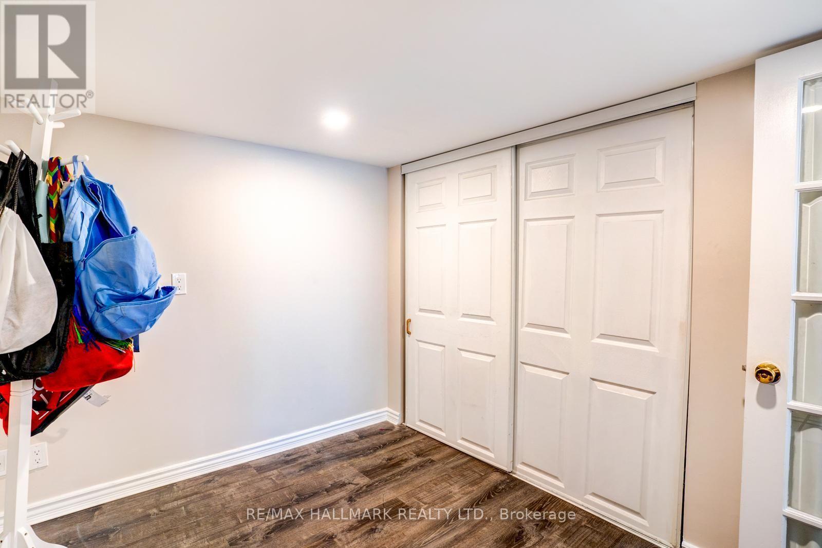 282 Avenue Road — photo 19