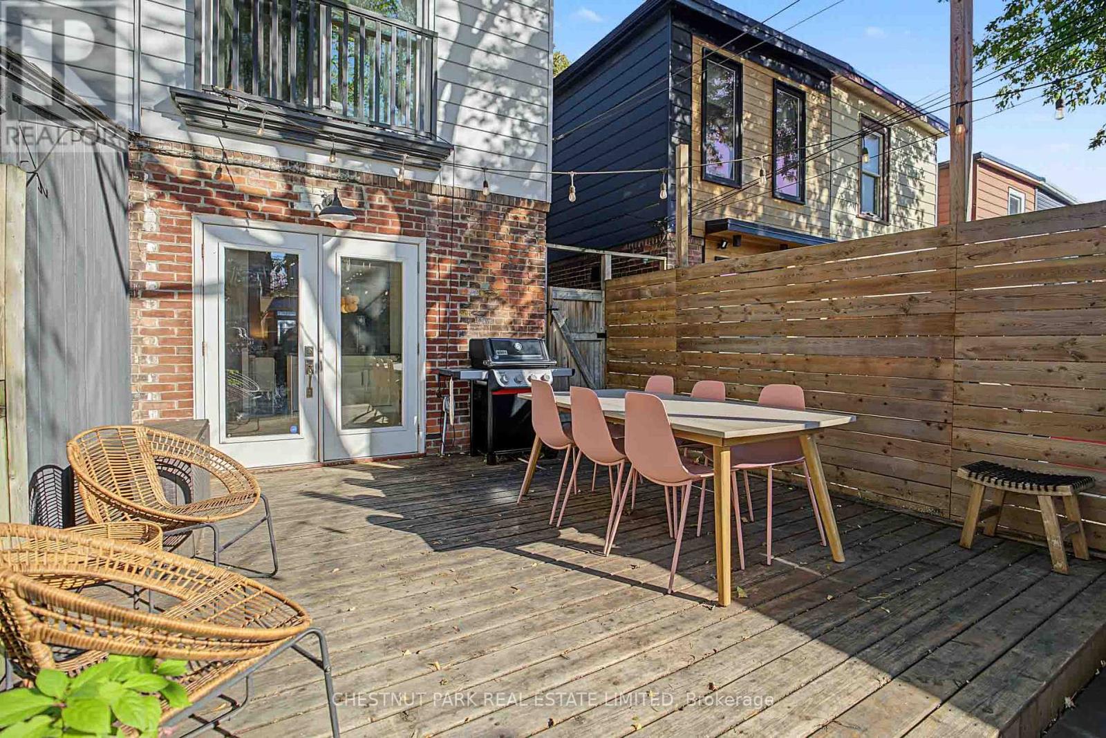 15 Millbrook Crescent, Toronto, ON photo 39