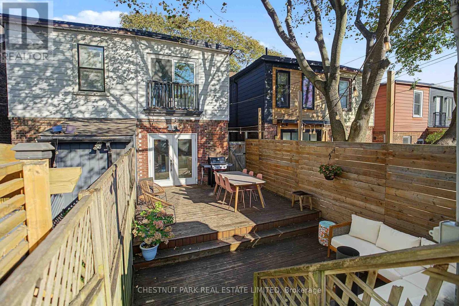 15 Millbrook Crescent, Toronto, ON photo 40