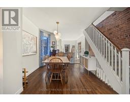 15 Millbrook Crescent, Toronto, ON M4K1H2 Photo 11