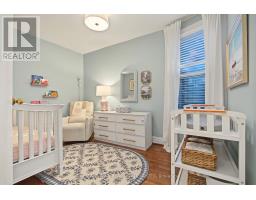15 Millbrook Crescent, Toronto, ON M4K1H2 Photo 26