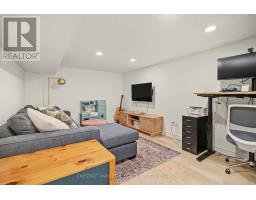 15 Millbrook Crescent, Toronto, ON M4K1H2 Photo 34