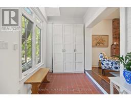 15 Millbrook Crescent, Toronto, ON M4K1H2 Photo 8