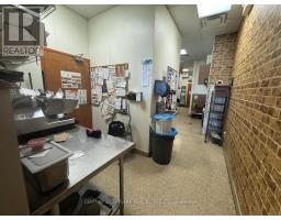 A - 2084 Lawrence Avenue E, Toronto, ON M1R2Z5 Photo 7