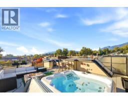 409 733 W 14th Street, North Vancouver, BC V7M0C6 Photo 30