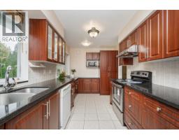 902 Wallace Wynd, Port Moody, BC V3H1B5 Photo 14