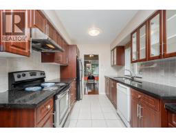 902 Wallace Wynd, Port Moody, BC V3H1B5 Photo 15