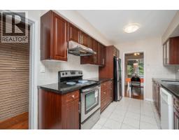 902 Wallace Wynd, Port Moody, BC V3H1B5 Photo 16