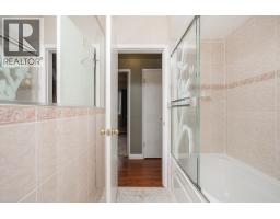 902 Wallace Wynd, Port Moody, BC V3H1B5 Photo 21