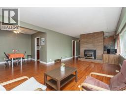 902 Wallace Wynd, Port Moody, BC V3H1B5 Photo 9