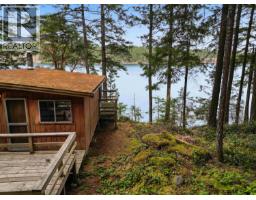 707 Wilks Road, Mayne Island, BC V0N2J1 Photo 12