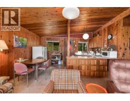 707 Wilks Road, Mayne Island, BC V0N2J1 Photo 17