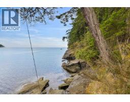 707 Wilks Road, Mayne Island, BC V0N2J1 Photo 25