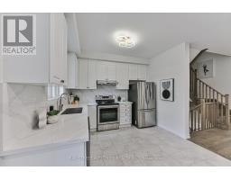 25 Chicago Lane, Markham, ON L6E0V6 Photo 12