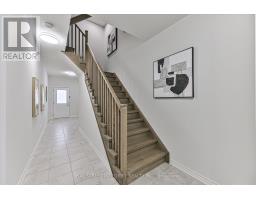 25 Chicago Lane, Markham, ON L6E0V6 Photo 9