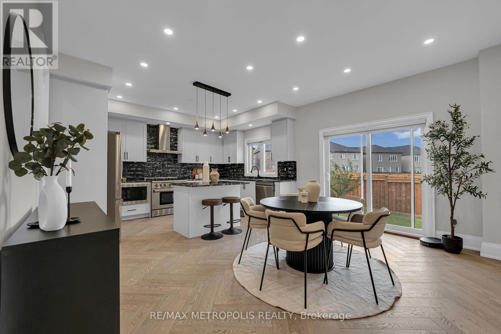 783 GREEN STREET - 16