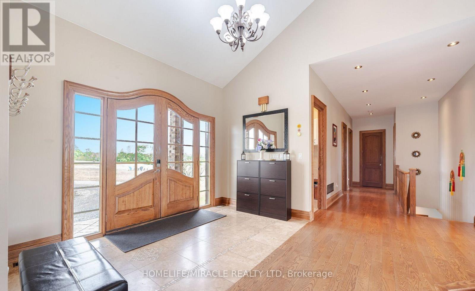 1029 Concession 3 Road, Adjala-Tosorontio, ON photo 4