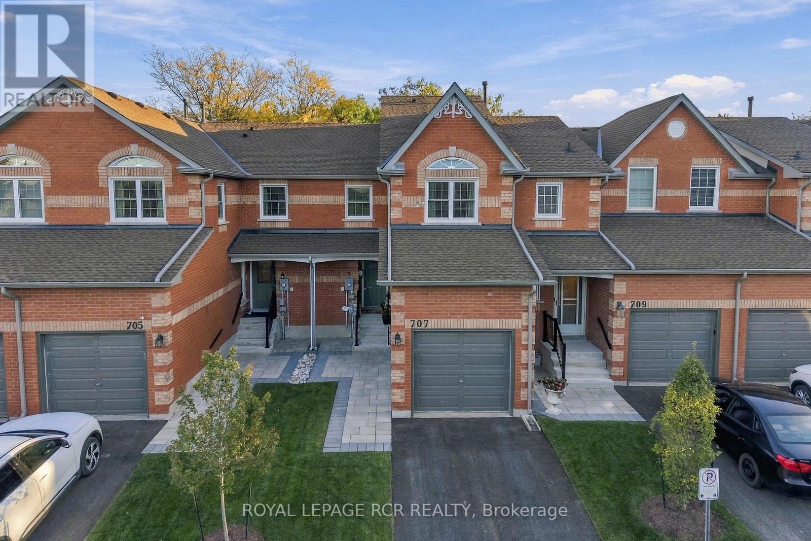707 CARADONNA CRESCENT, Newmarket (Armitage)