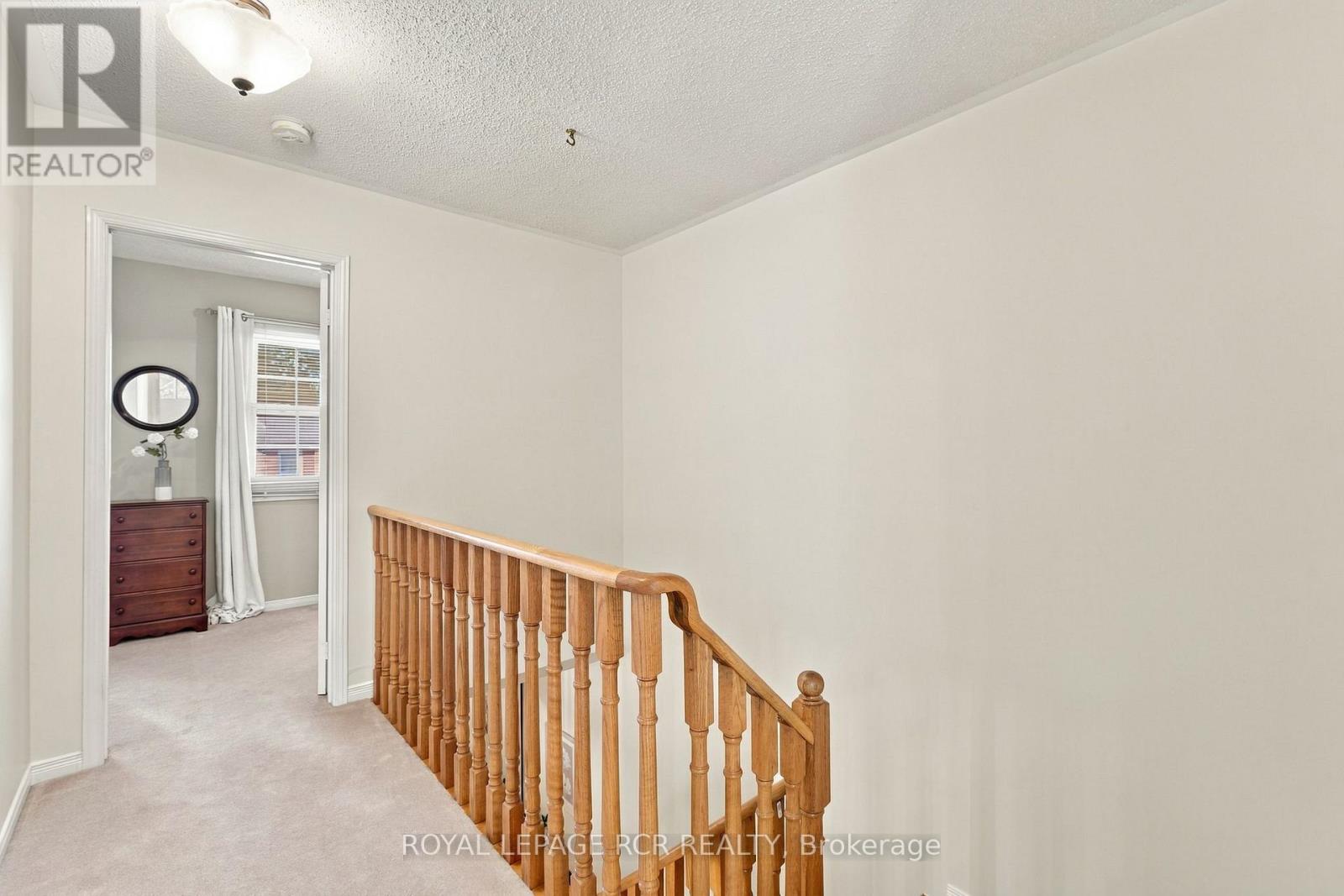 707 Caradonna Crescent, Newmarket, ON photo 16