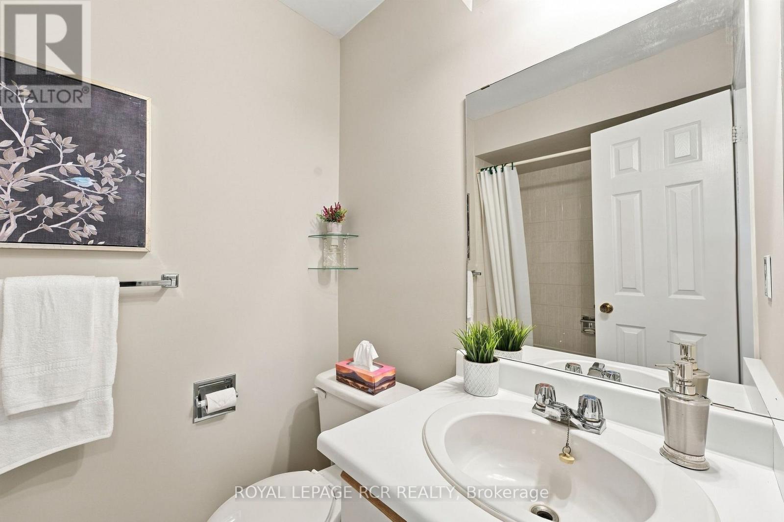 707 Caradonna Crescent, Newmarket, ON photo 26