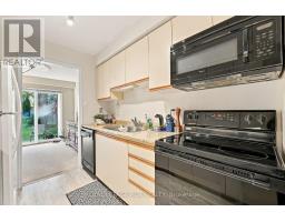 707 Caradonna Crescent, Newmarket, ON L3X1W5 Photo 10