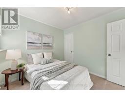 707 Caradonna Crescent, Newmarket, ON L3X1W5 Photo 25
