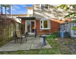 707 Caradonna Crescent, Newmarket, ON L3X1W5 Photo 30