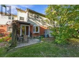 707 Caradonna Crescent, Newmarket, ON L3X1W5 Photo 32