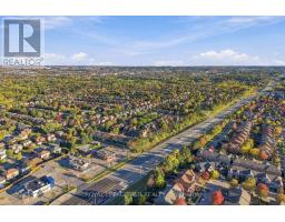 707 Caradonna Crescent, Newmarket, ON L3X1W5 Photo 38