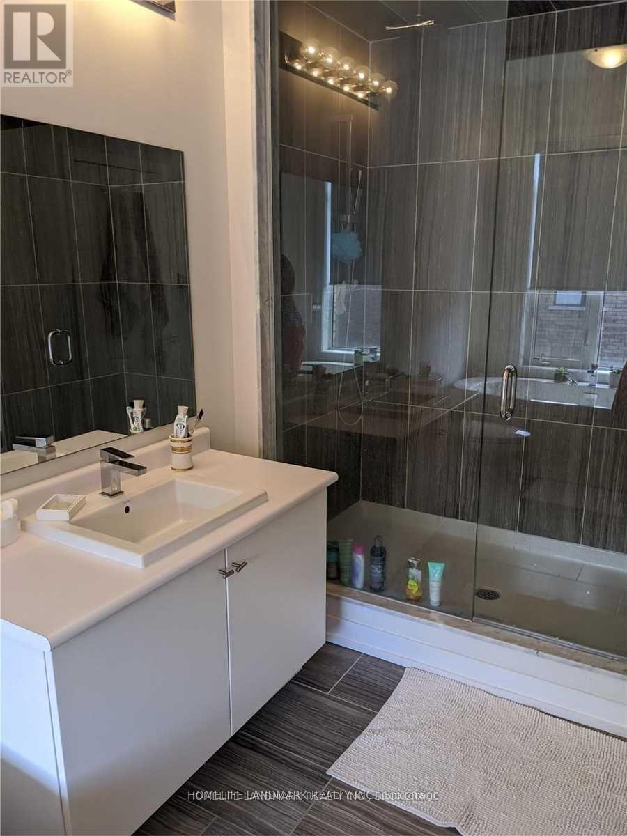 10 Glenngarry Crescent — photo 16