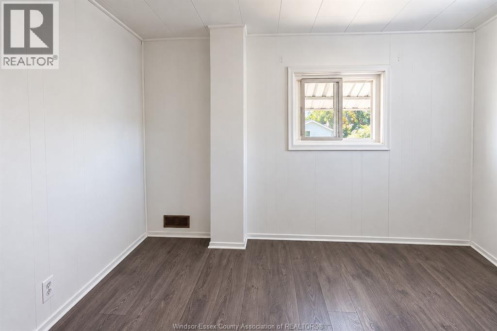 502 Mckay — photo 16