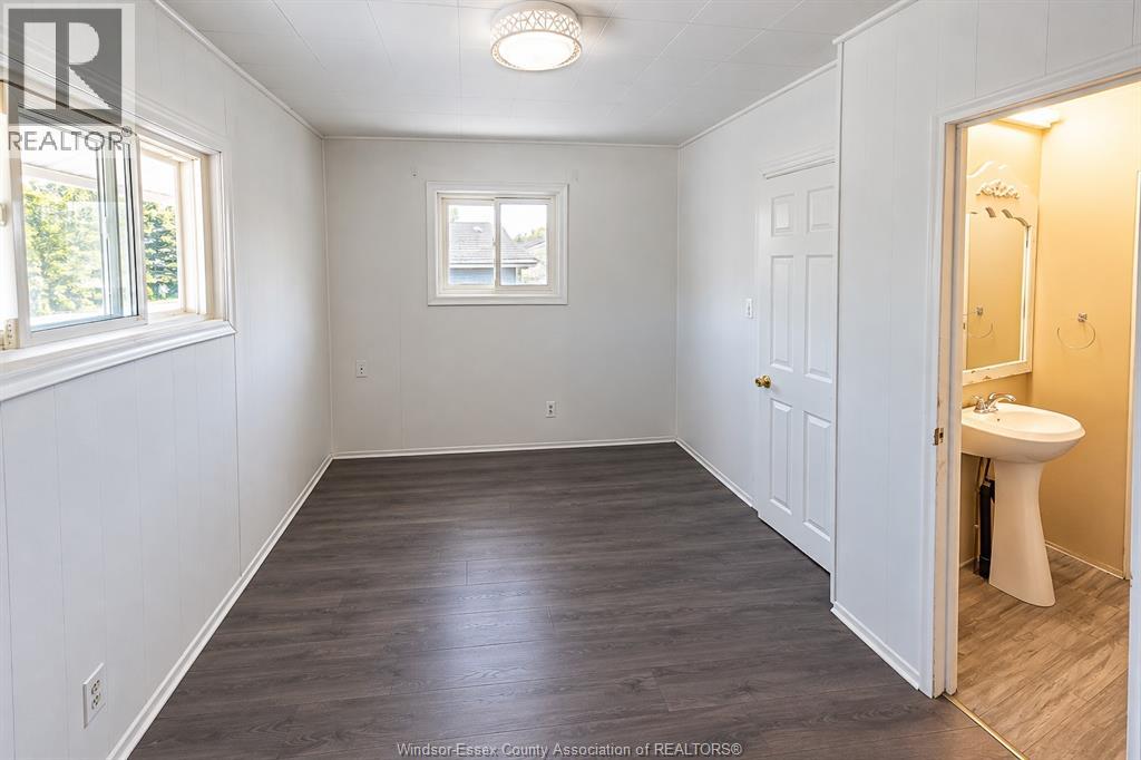 502 Mckay — photo 13