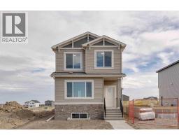48 Lucas Green NW - photo 1
