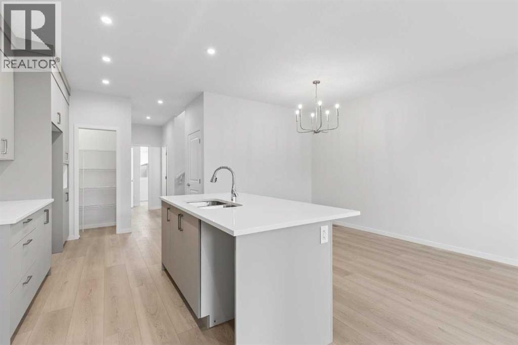 48 Lucas Green NW - Image 16