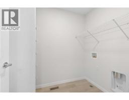 48 Lucas Green NW - photo 31