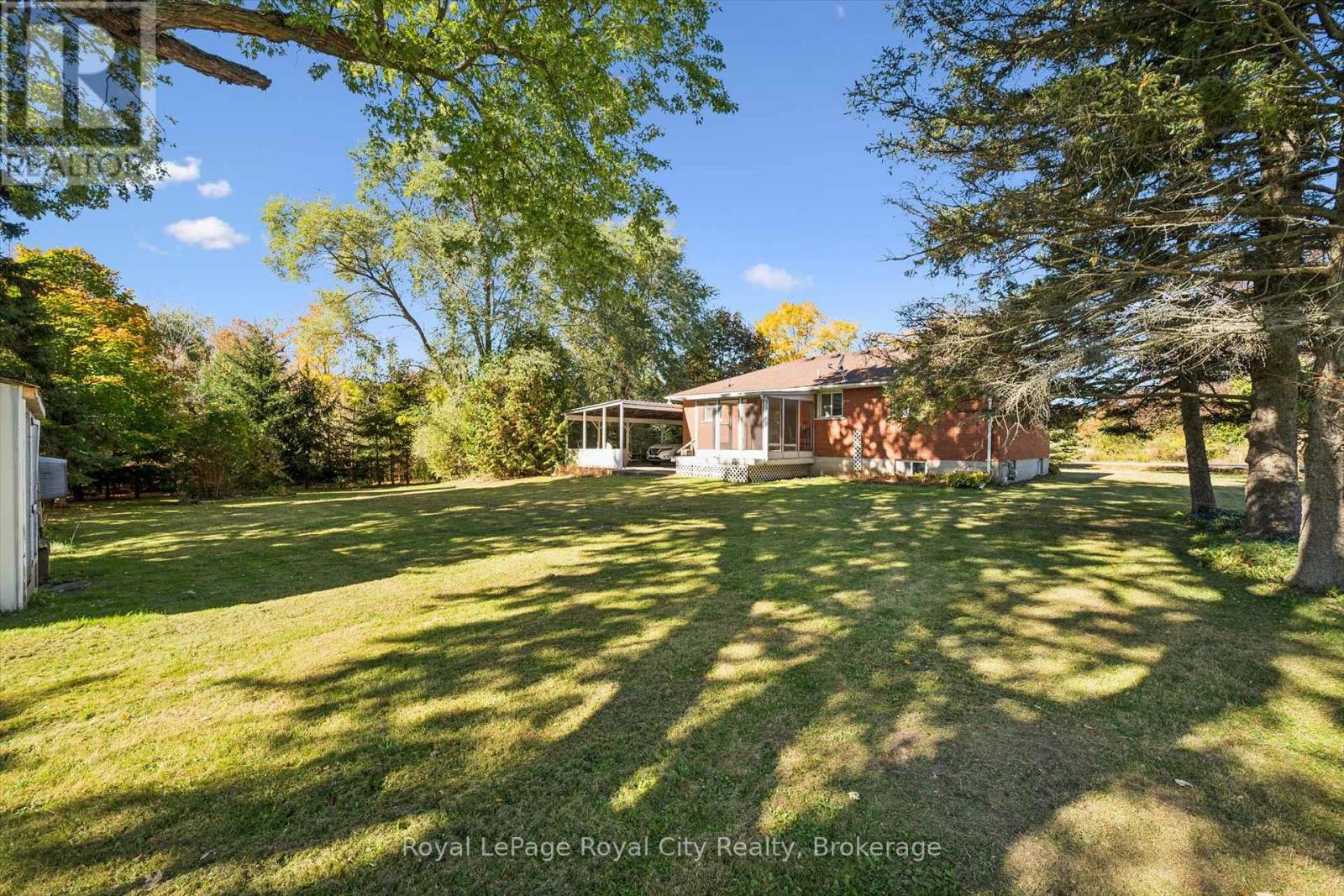 7065 Fife Road — photo 25