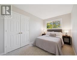 7065 Fife Road, Guelph, ON N1H6J4 Photo 15