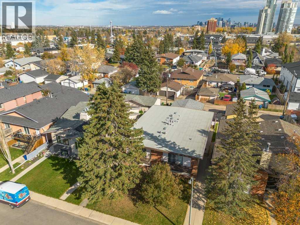 938 41 Street SW - 5