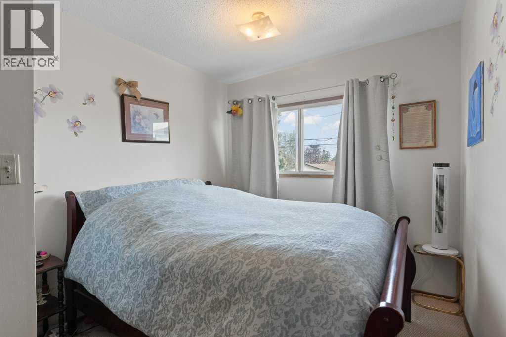 938 41 Street SW - 17