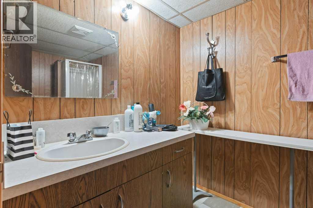 938 41 Street SW - 20