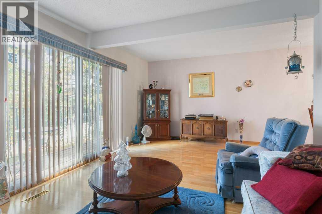 938 41 Street SW - 27