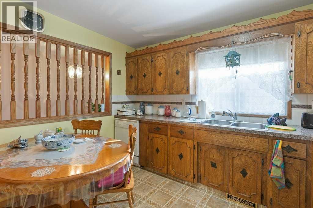 938 41 Street SW - Image 24