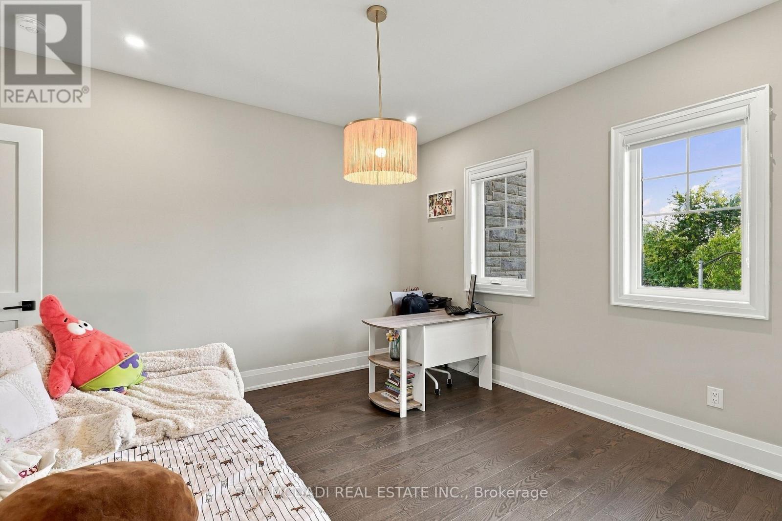 319 Eaton Street — photo 32