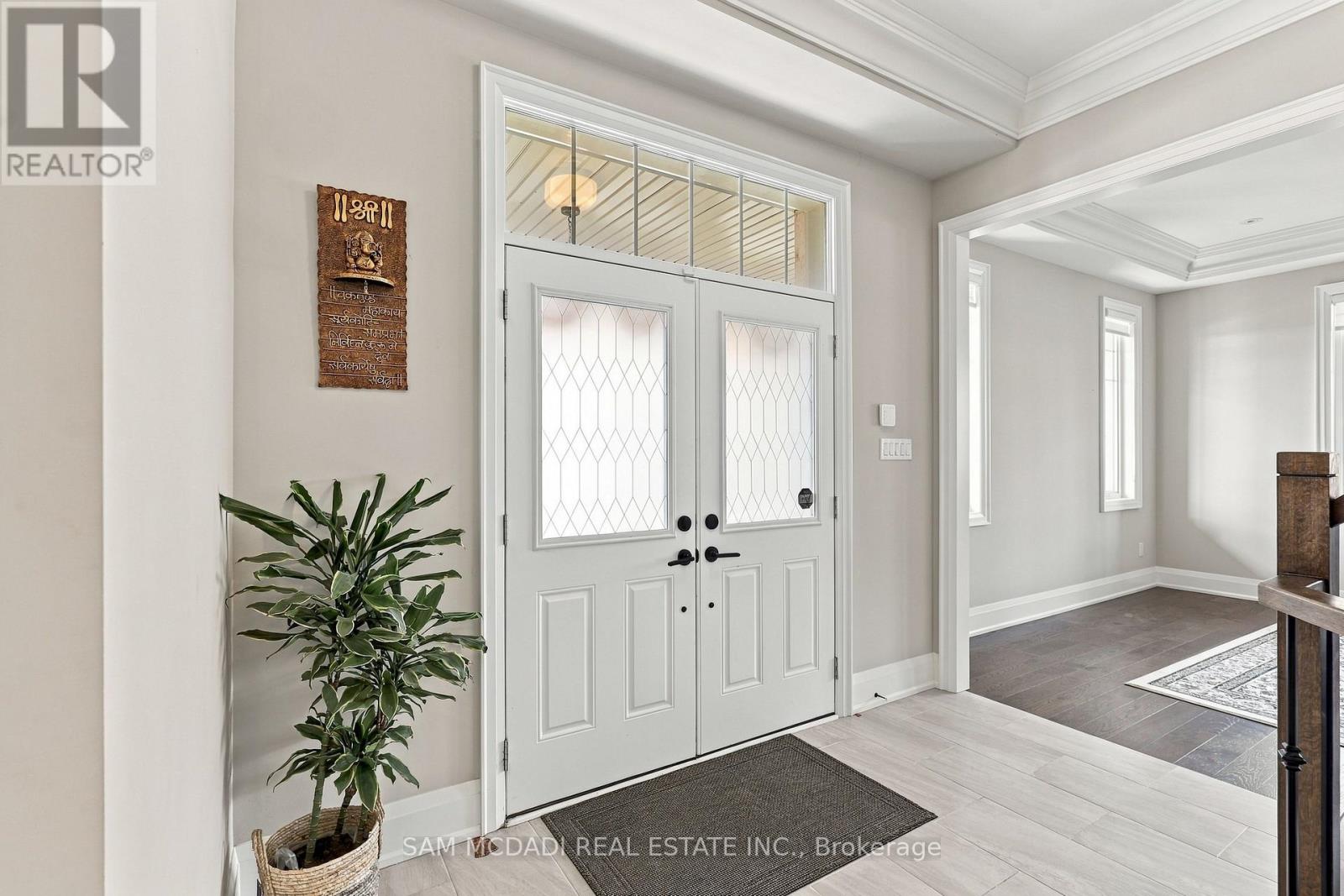 319 Eaton Street — photo 4