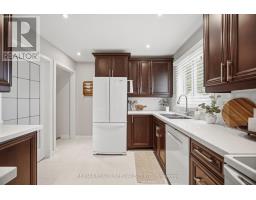 6851 Avila Road, Mississauga, ON L5N1R9 Photo 11