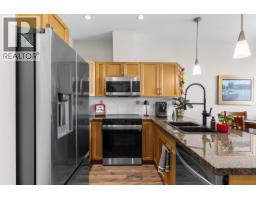 Dining room - 3211 Skyview Lane Unit# 406, West Kelowna, BC V4T3J3 Photo 7