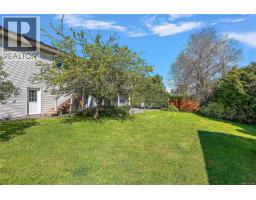 Laundry room - 10347 Bowerbank Rd Ne, Sidney, BC V8L3L6 Photo 7