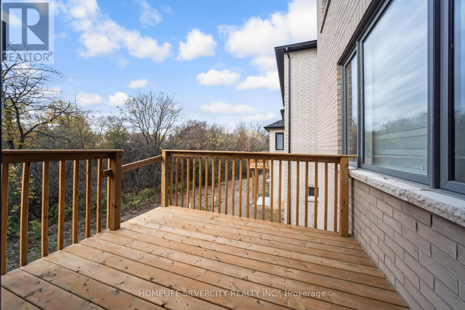 149 Harwood Avenue — photo 38