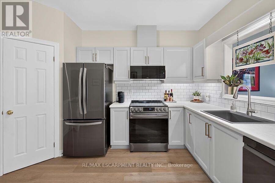 43- 34 SOUTHBROOK Drive, Hamilton, ON photo 12